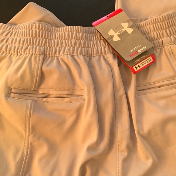 NWT UNDER ARMOUR Women Heat Gear Softball sweatpants Size Medium - Picture 8 of 9